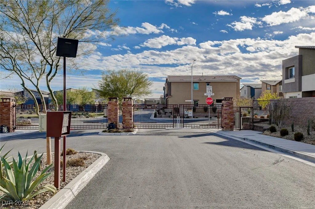 7505 Emerald Stars, North Las Vegas, NV 89084