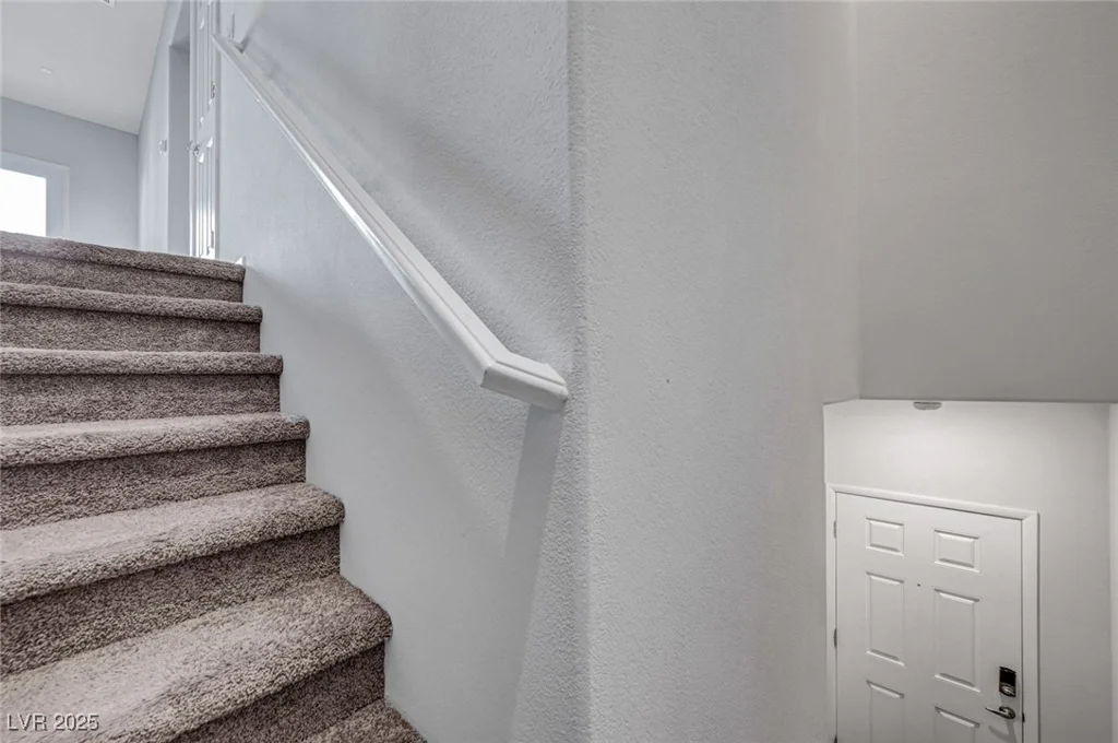 7505 Emerald Stars, North Las Vegas, NV 89084