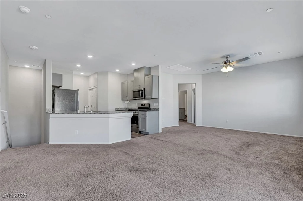 7505 Emerald Stars, North Las Vegas, NV 89084