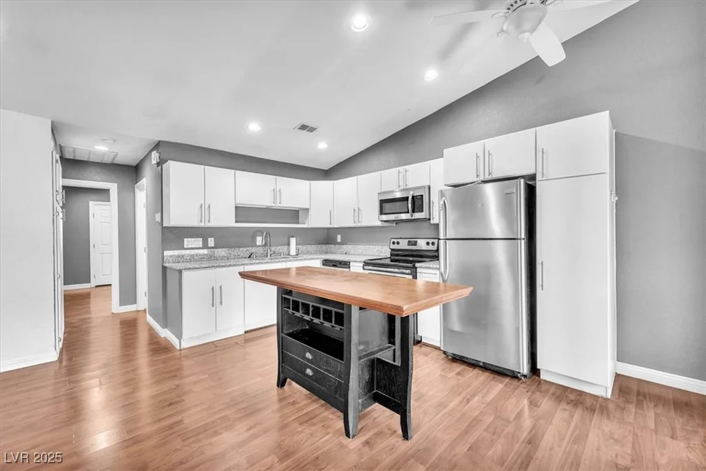 5012 Newport Cove, Las Vegas, NV 89119