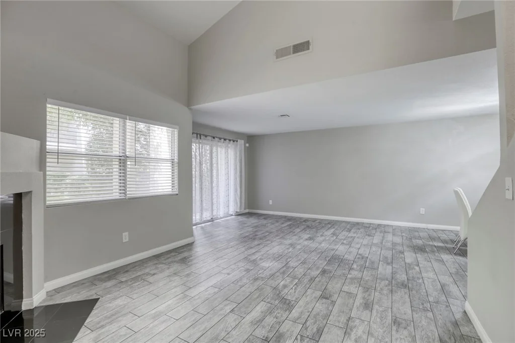 6250 Flamingo, Las Vegas, NV 89103