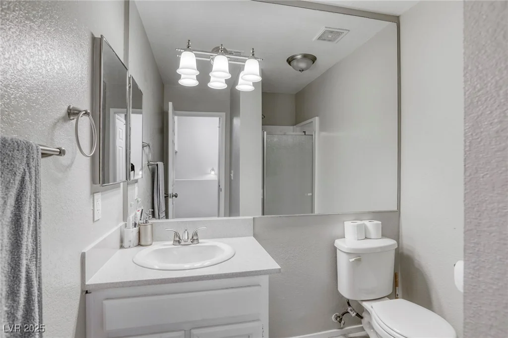 6250 Flamingo, Las Vegas, NV 89103