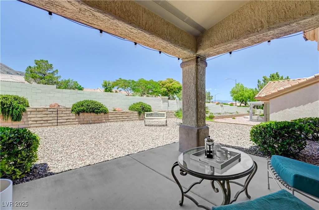 2545 Banora Point, Las Vegas, NV 89134