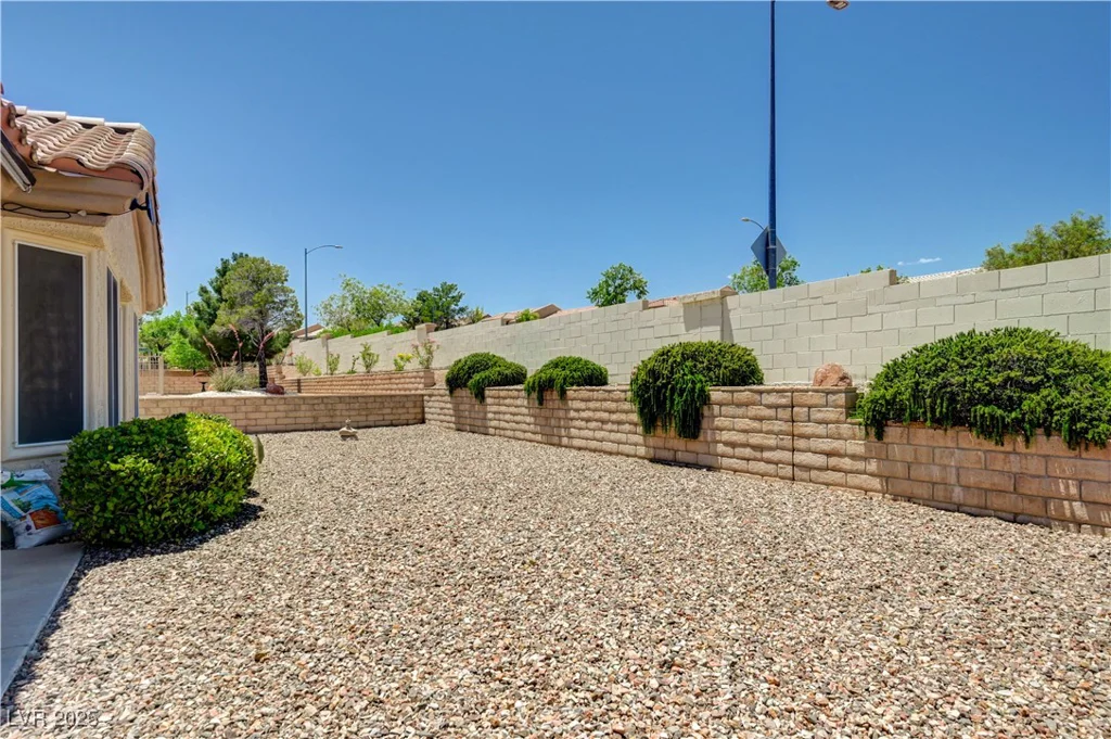 2545 Banora Point, Las Vegas, NV 89134