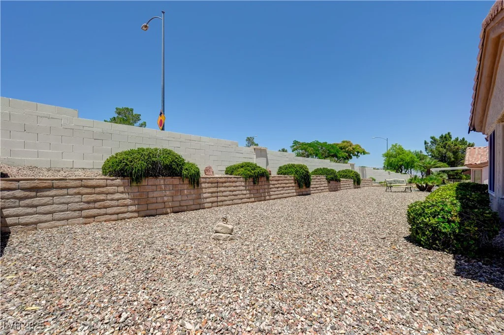 2545 Banora Point, Las Vegas, NV 89134
