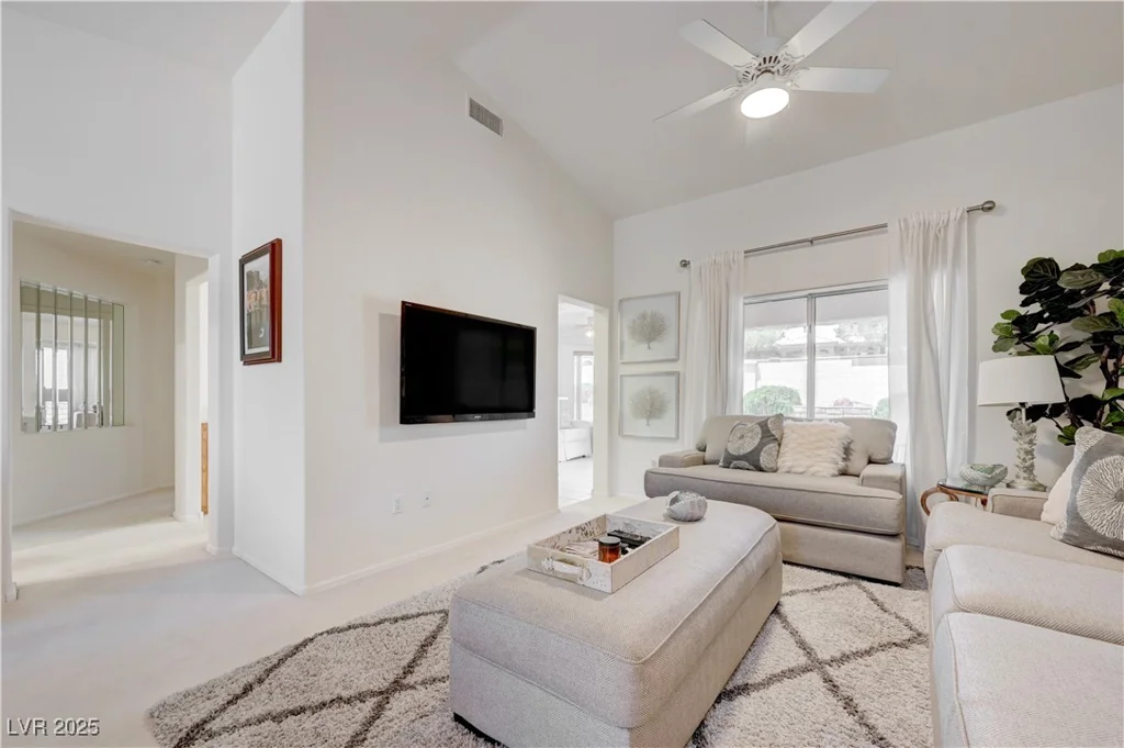 2545 Banora Point, Las Vegas, NV 89134