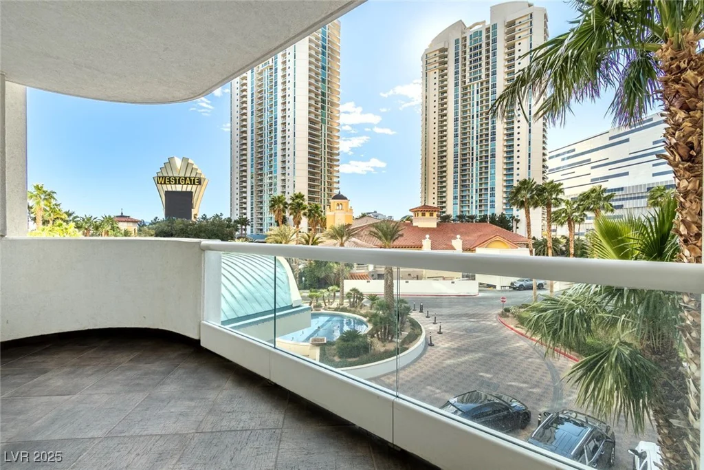 2777 Paradise, Las Vegas, NV 89109