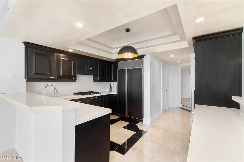 2777 Paradise, Las Vegas, NV 89109