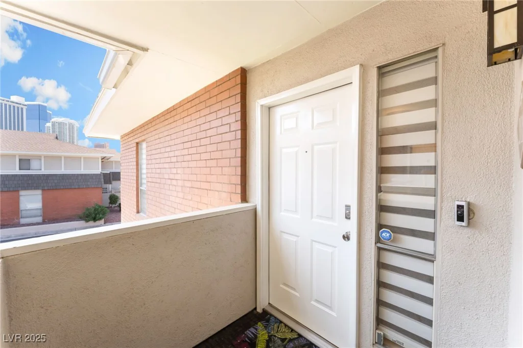 2866 Loveland, Las Vegas, NV 89109