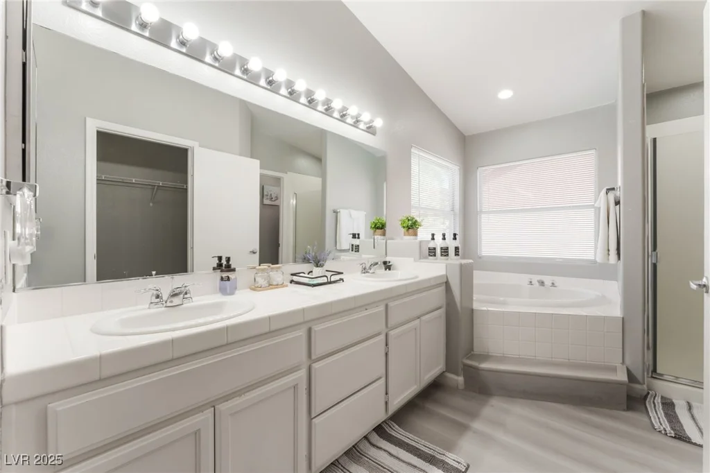 517 Casa Del Norte, North Las Vegas, NV 89031