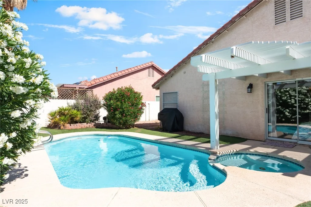 517 Casa Del Norte, North Las Vegas, NV 89031