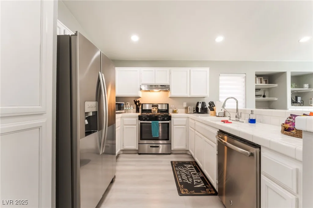 517 Casa Del Norte, North Las Vegas, NV 89031