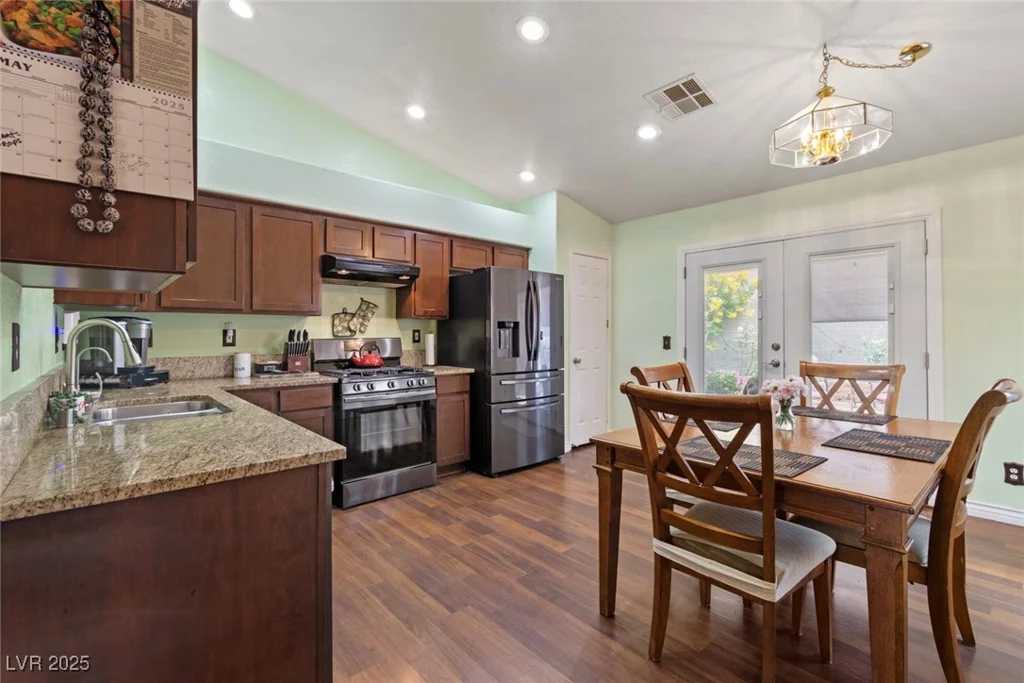 9329 Mountain Cliffs, Las Vegas, NV 89129