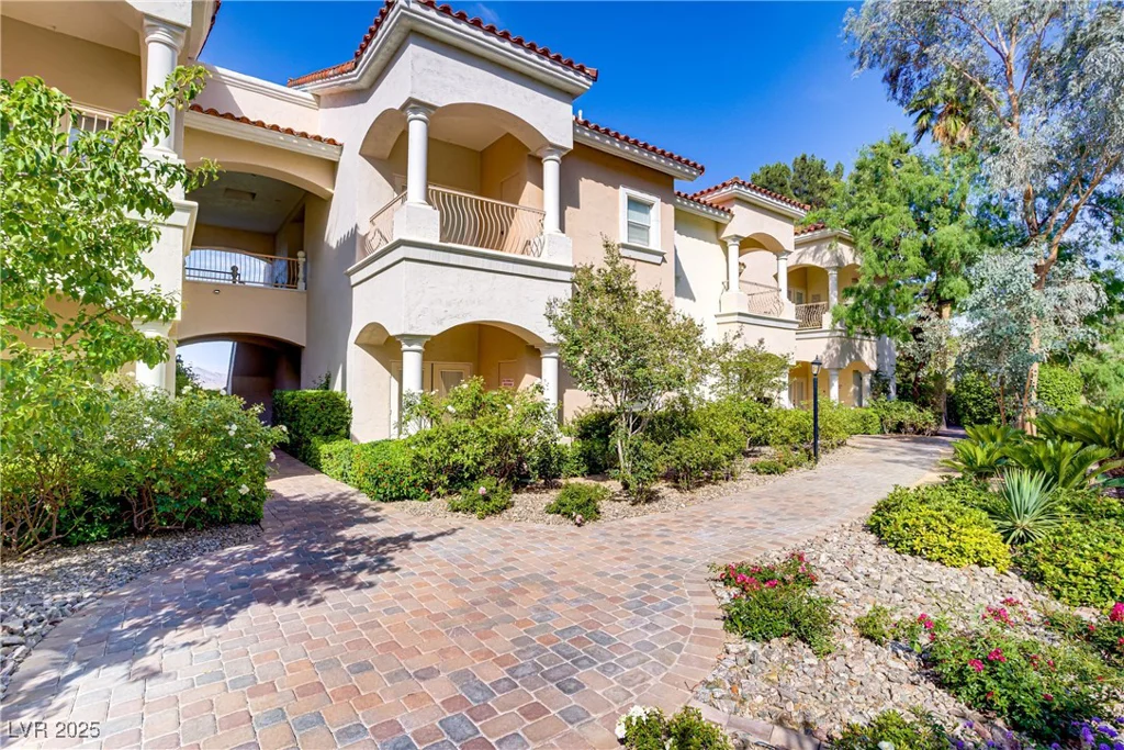 12 Strada Di Circolo, Henderson, NV 89011
