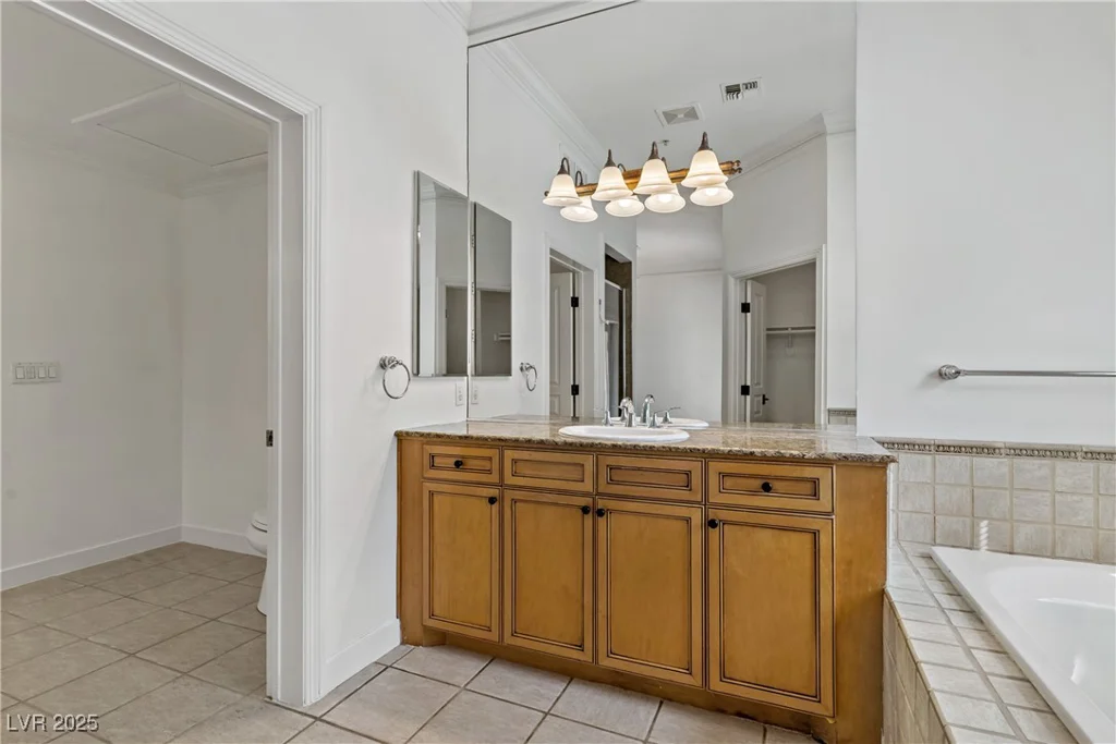 12 Strada Di Circolo, Henderson, NV 89011