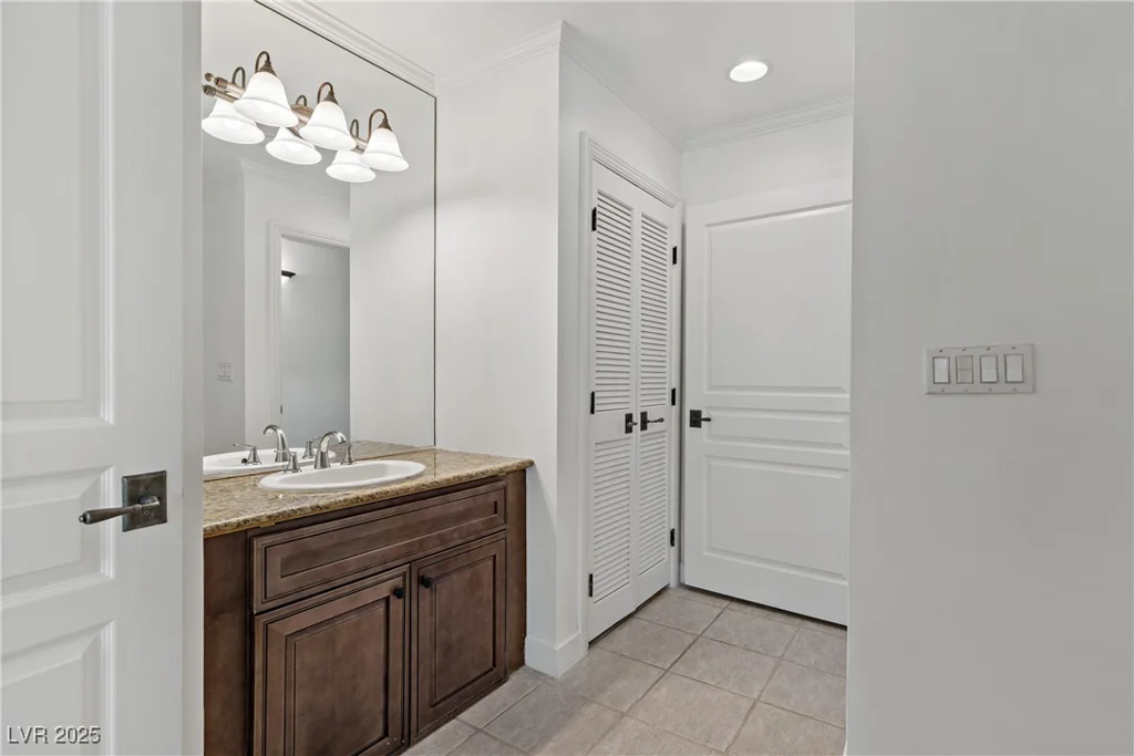 12 Strada Di Circolo, Henderson, NV 89011