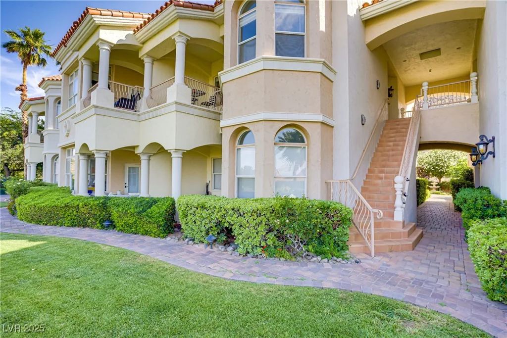 12 Strada Di Circolo, Henderson, NV 89011