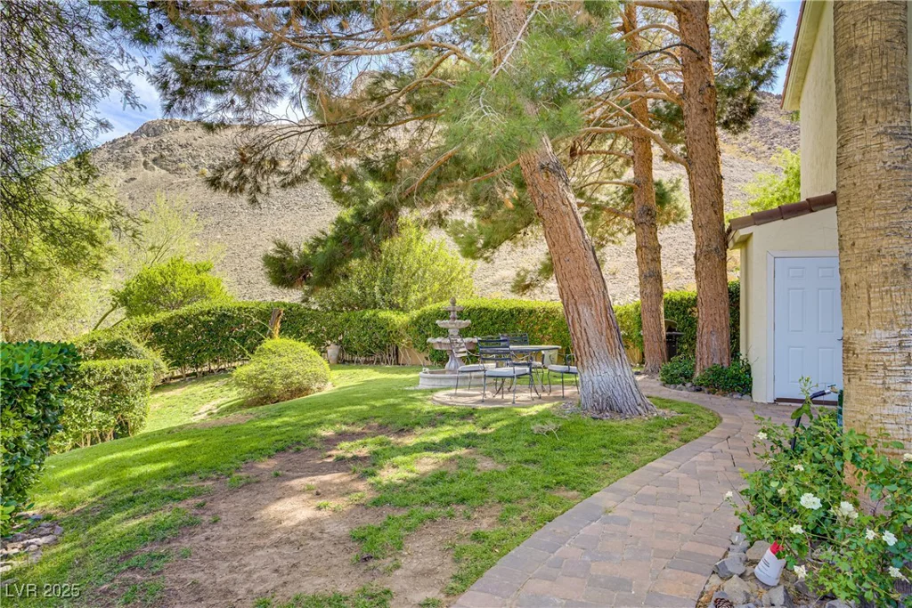 12 Strada Di Circolo, Henderson, NV 89011