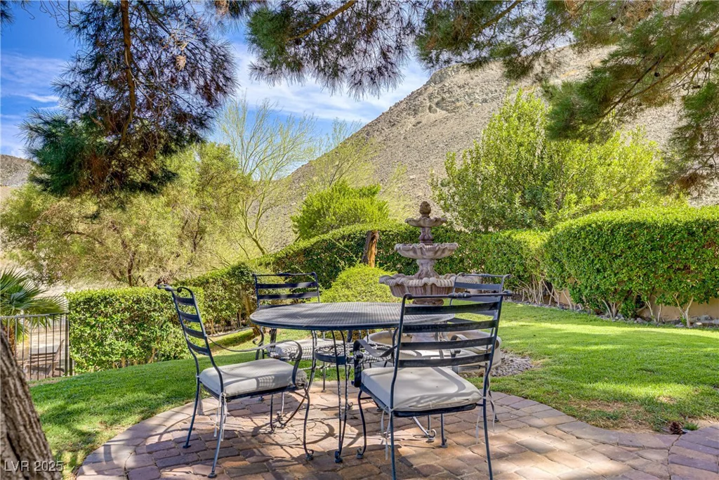 12 Strada Di Circolo, Henderson, NV 89011