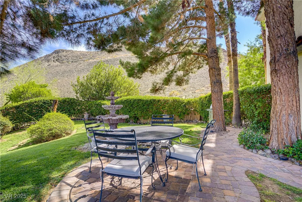 12 Strada Di Circolo, Henderson, NV 89011