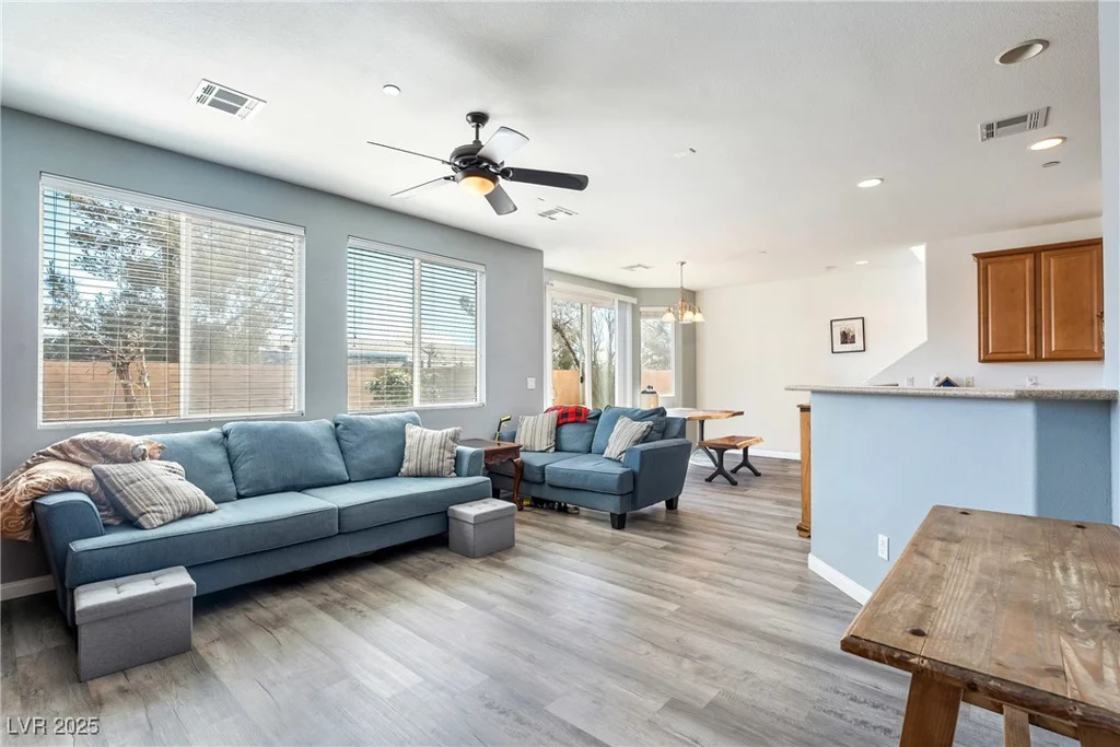 6121 Mission Gorge, Las Vegas, NV 89130