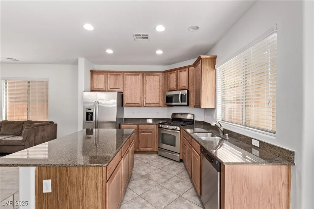 7325 Perkins Hill, Las Vegas, NV 89166