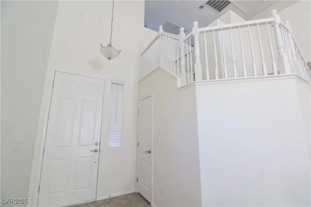 7325 Perkins Hill, Las Vegas, NV 89166
