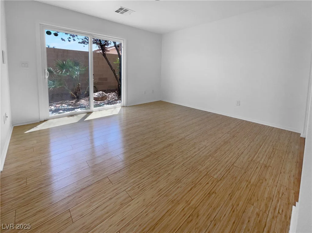 9384 Hosner, Las Vegas, NV 89178