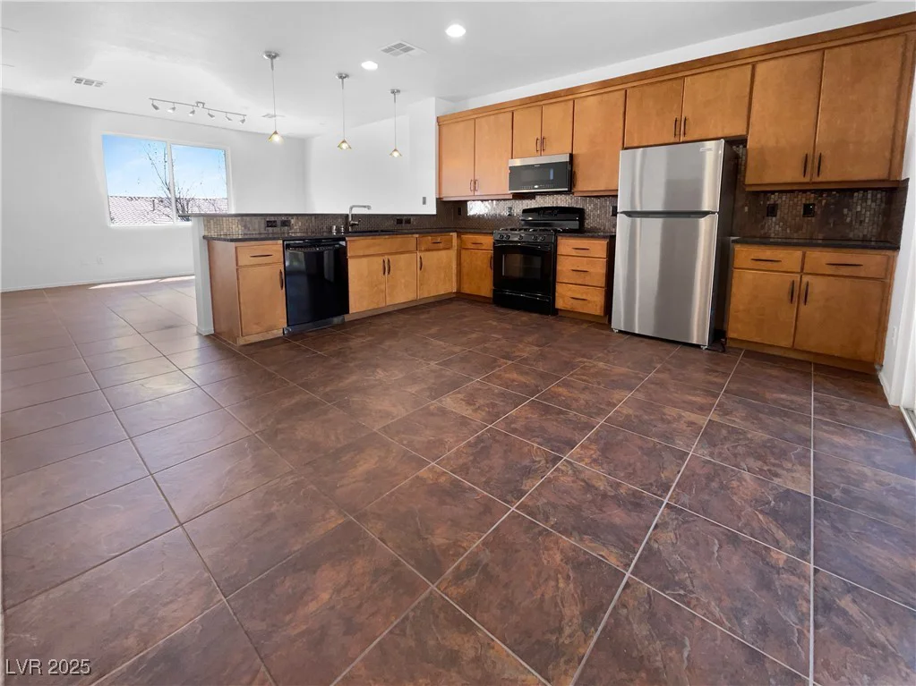 9384 Hosner, Las Vegas, NV 89178