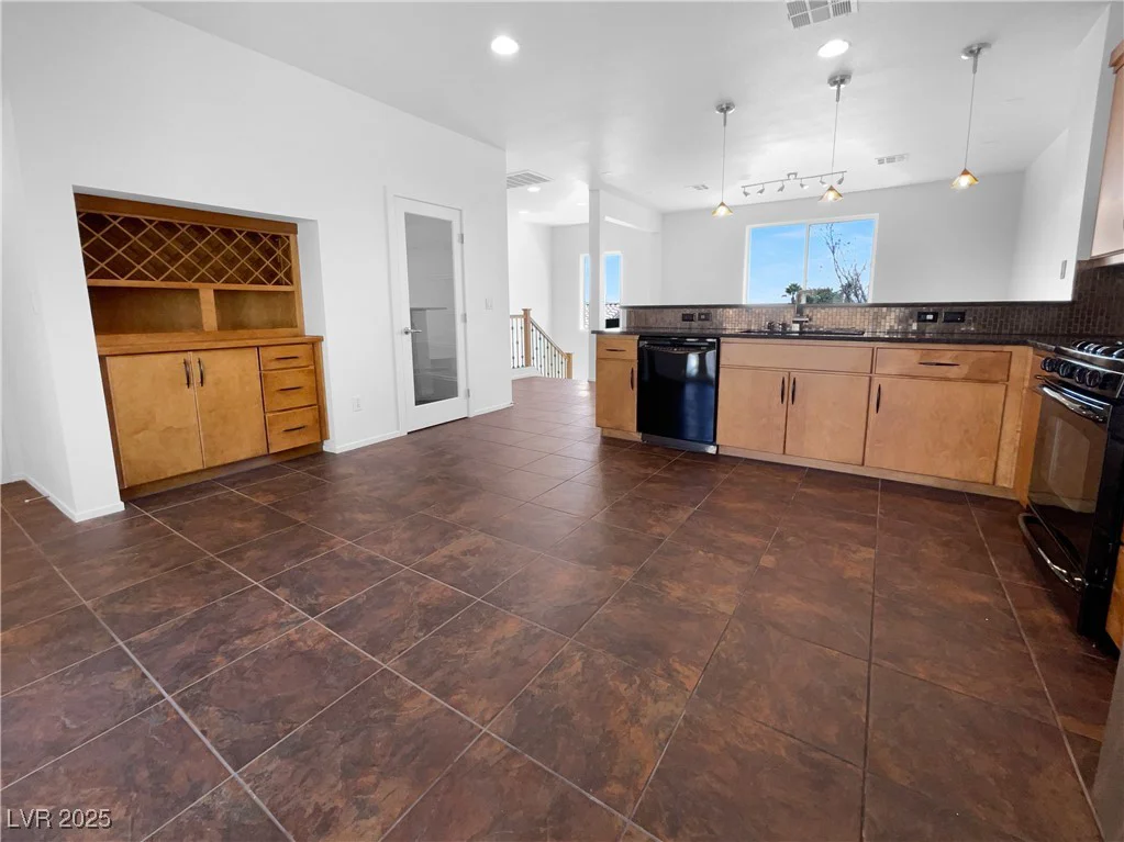9384 Hosner, Las Vegas, NV 89178