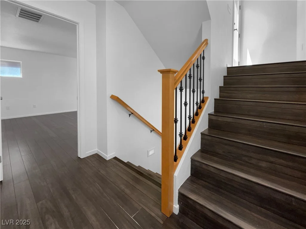 9384 Hosner, Las Vegas, NV 89178
