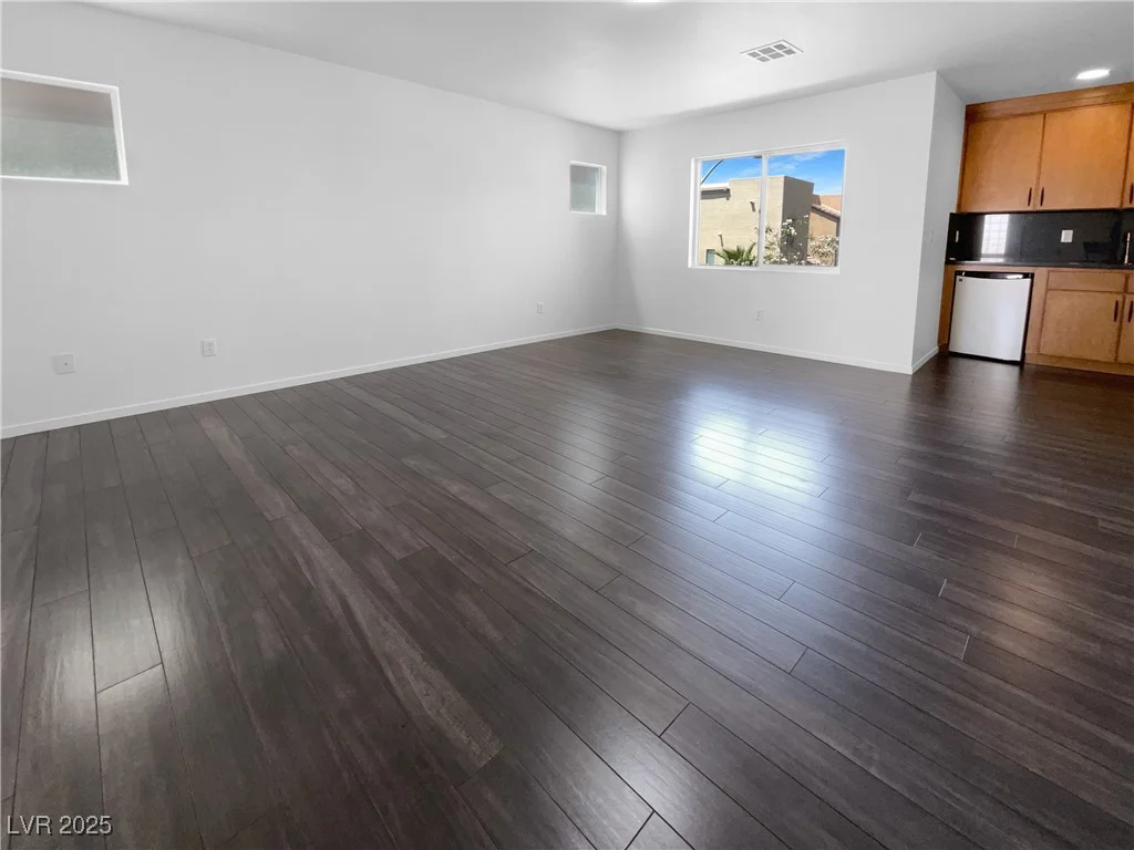9384 Hosner, Las Vegas, NV 89178
