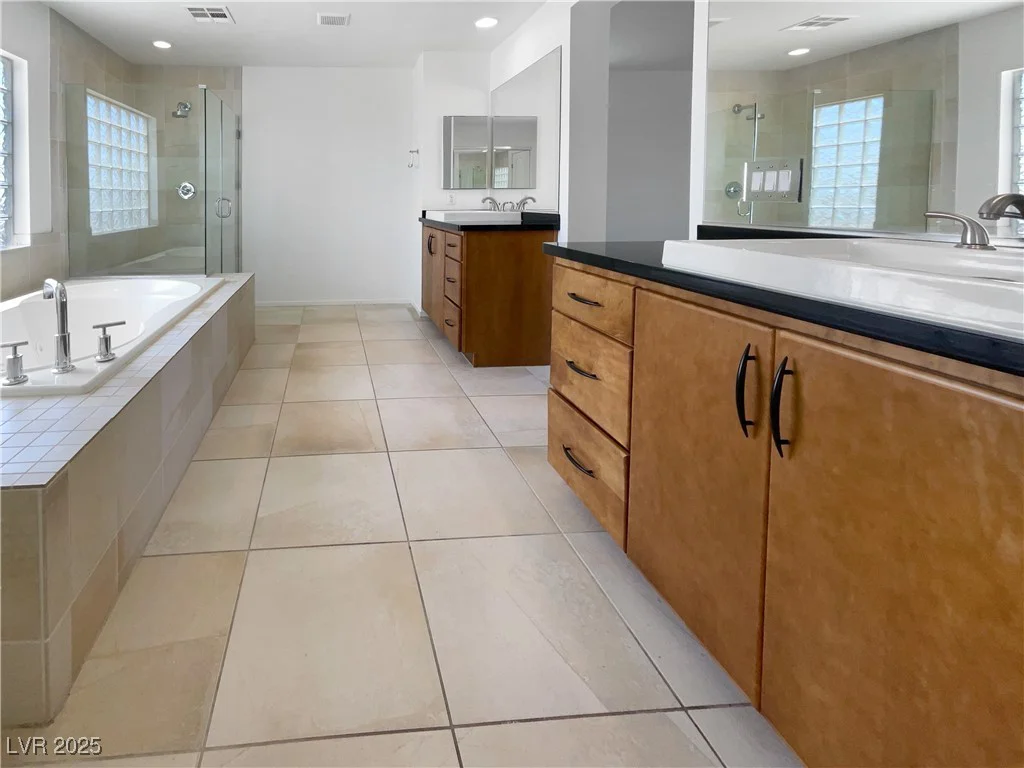 9384 Hosner, Las Vegas, NV 89178