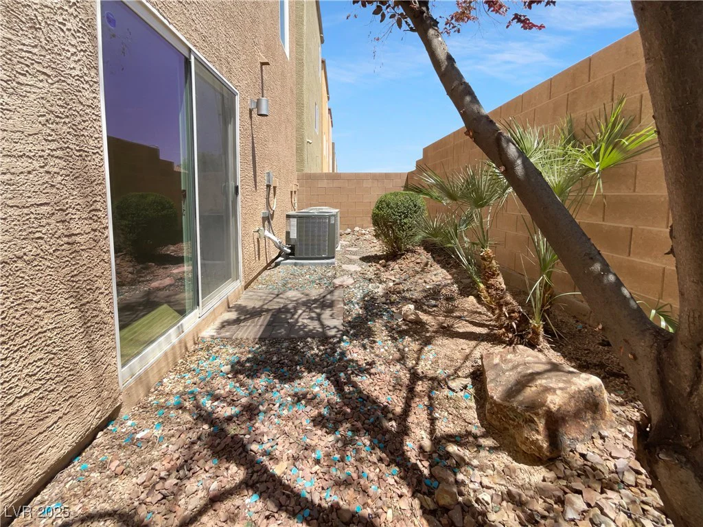 9384 Hosner, Las Vegas, NV 89178