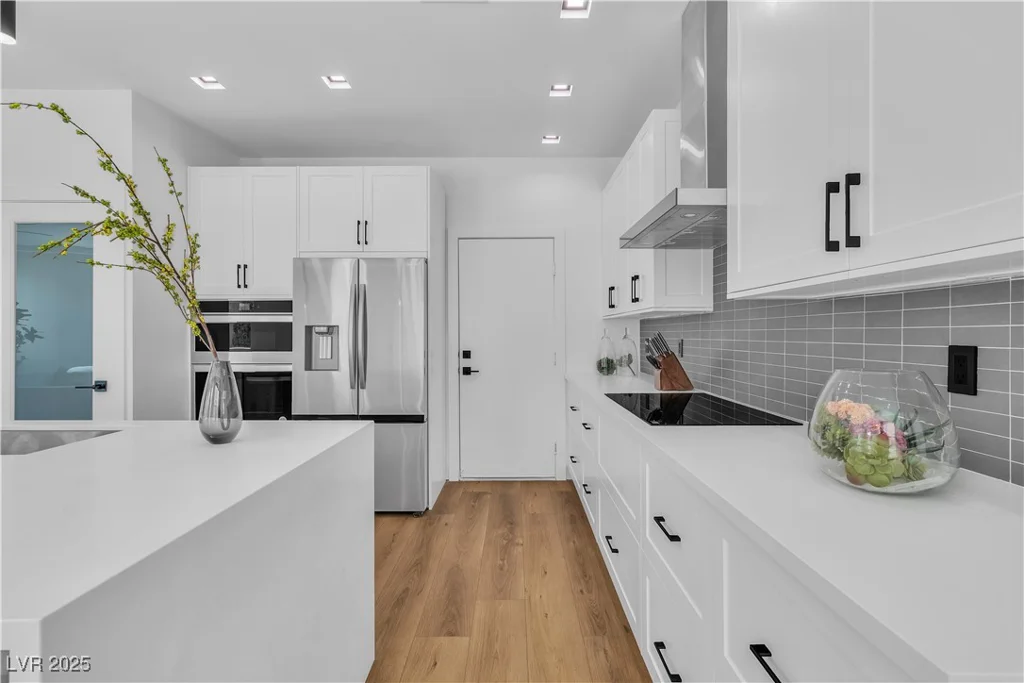 9713 Kampsville, Las Vegas, NV 89148