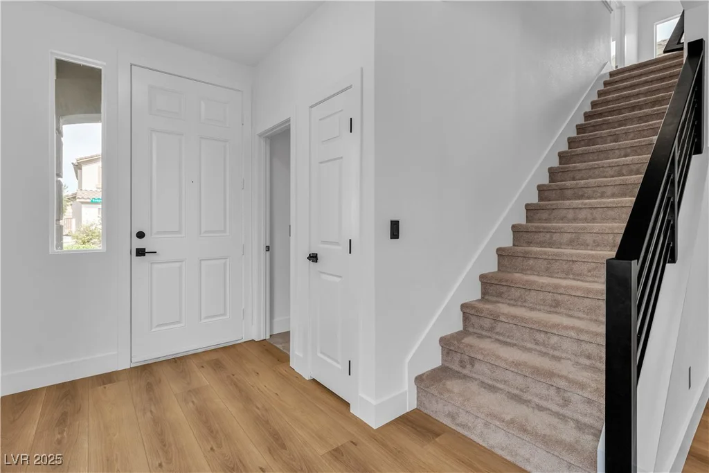 9713 Kampsville, Las Vegas, NV 89148