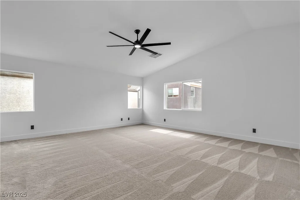 9713 Kampsville, Las Vegas, NV 89148