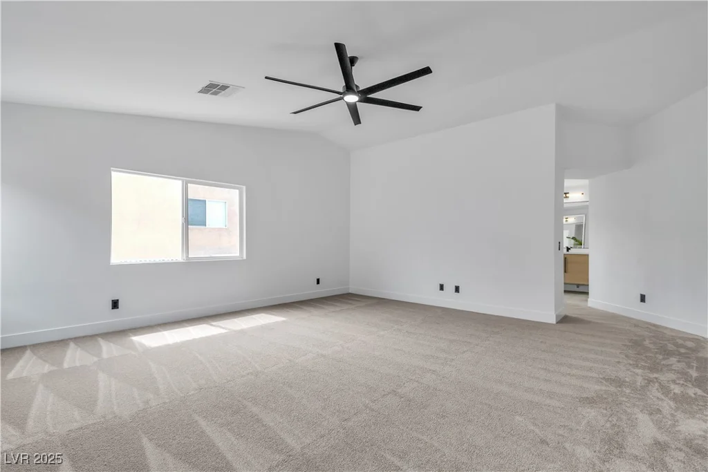 9713 Kampsville, Las Vegas, NV 89148
