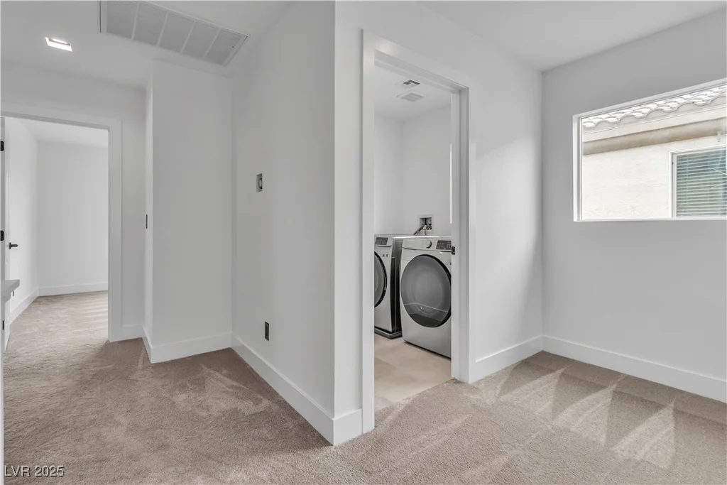 9713 Kampsville, Las Vegas, NV 89148