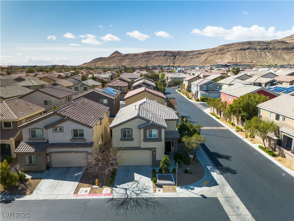 9713 Kampsville, Las Vegas, NV 89148