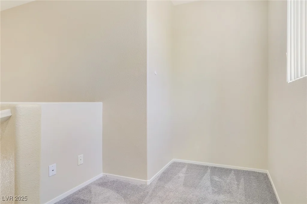 928 Shades End, North Las Vegas, NV 89081