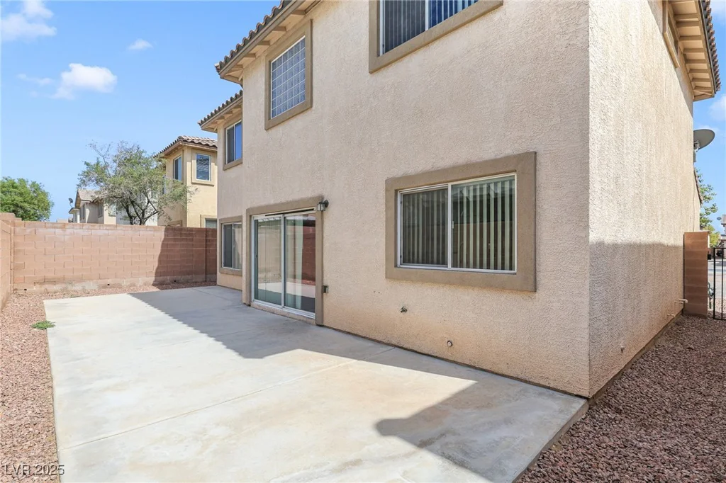 928 Shades End, North Las Vegas, NV 89081