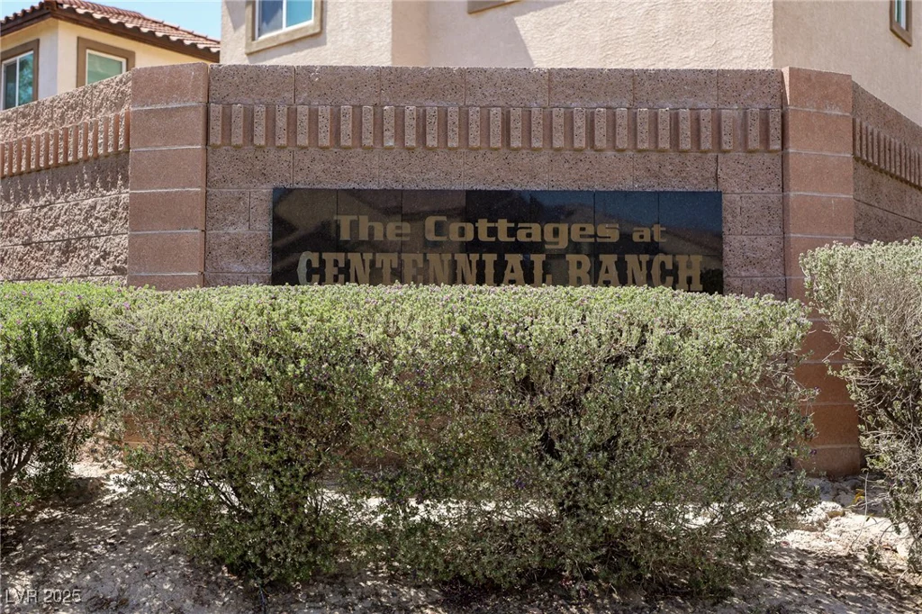 928 Shades End, North Las Vegas, NV 89081