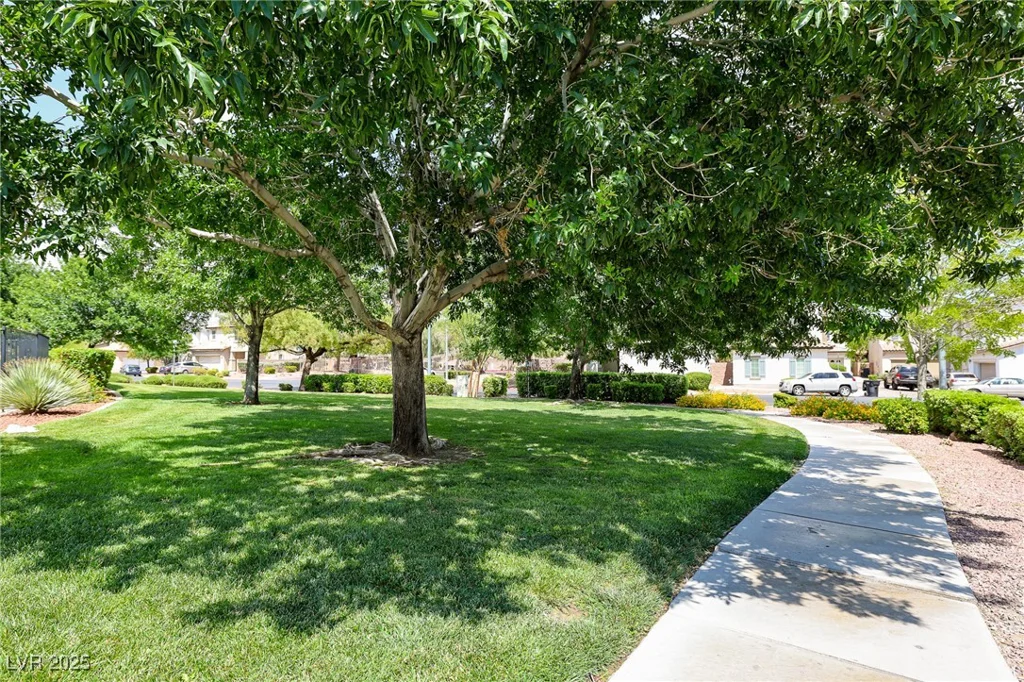 928 Shades End, North Las Vegas, NV 89081