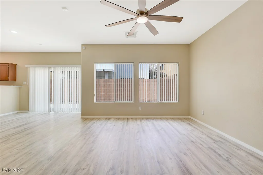 928 Shades End, North Las Vegas, NV 89081