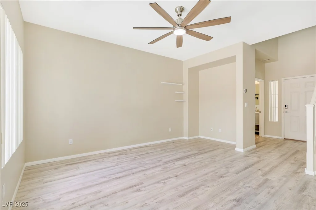 928 Shades End, North Las Vegas, NV 89081