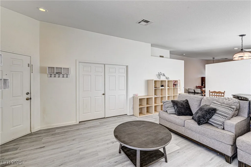 931 Highland Trails, Henderson, NV 89015