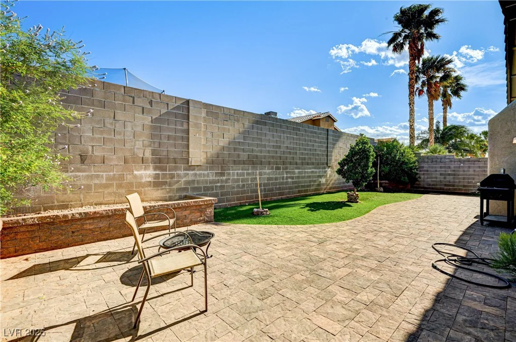 931 Highland Trails, Henderson, NV 89015