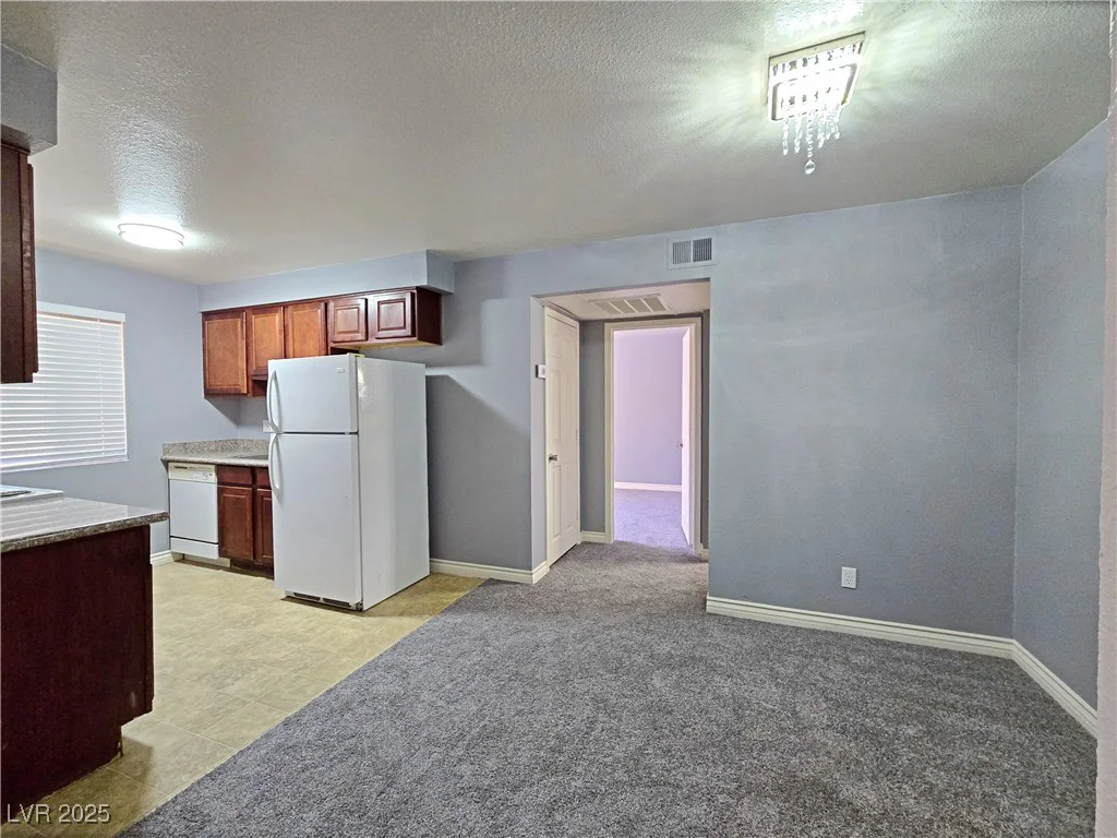 4400 Sandy River, Las Vegas, NV 89103