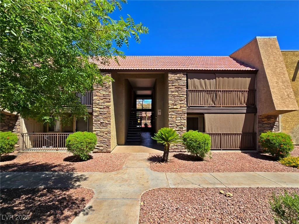 4400 Sandy River, Las Vegas, NV 89103